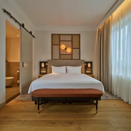 Szálloda Voco By Ihg 4*