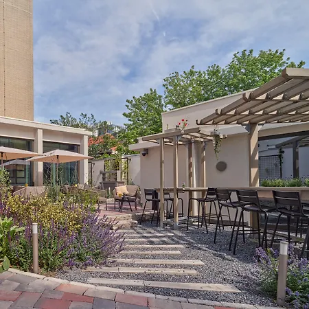 Hotel Voco By Ihg 4*